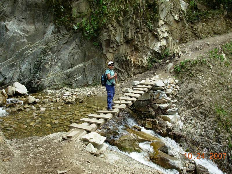 Foto: Puentecito en el trek del Salkantay