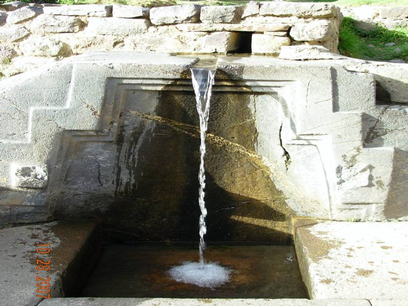 Foto: Baño de las Virgenes en Ollantaytambo