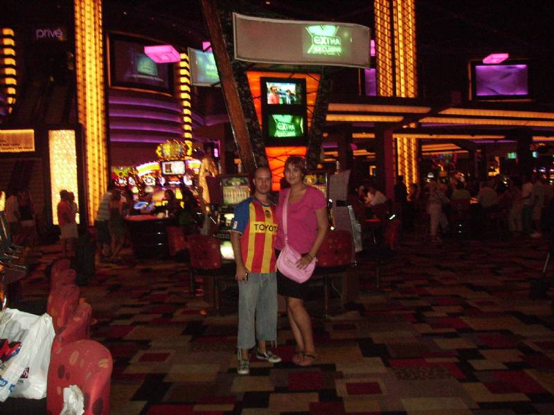 Foto: Mi chica y yo en el casino del Planet Hotel de Las Vegas