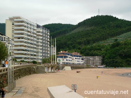 Playa y Paseo Marítimo de Bakio (Bizkaia)