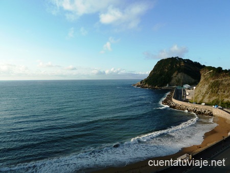 Monte San Antón y Playa de Gaztetape, Getaria.