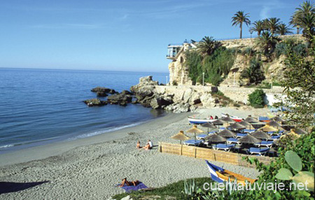 Playa de Calahonda, Nerja