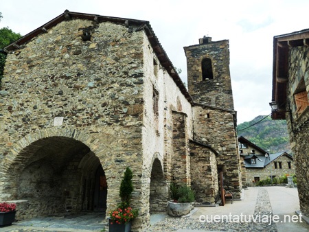 Iglesia de San Juan Bautista, Sahún.