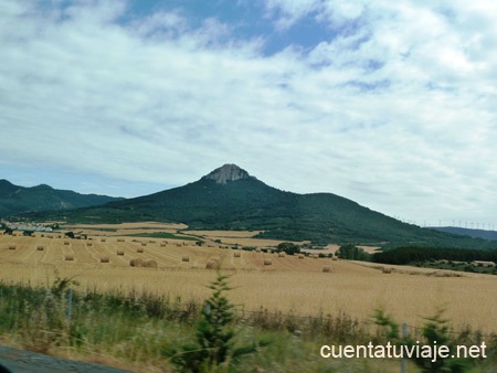 Peña Unzué, Valle de Valdorba (Navarra)