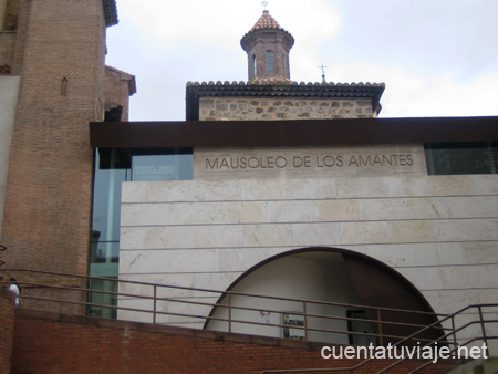 Mausoleo de los Amantes,  Teruel.