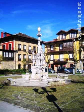 Fuente de los Tres Caños, Comillas.