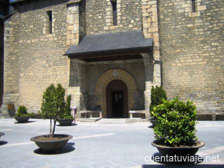 Iglesia de la Asunción en Panticosa, Valle de Tena (Huesca)